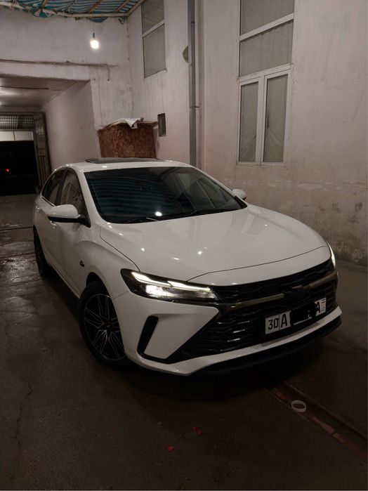 Автомабил монза…