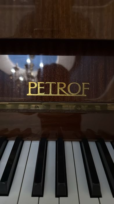 Фортепиано PETROF