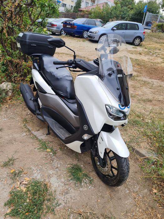 Vand Yamaha NMAX 125 an 2024  6750 km ITP Mai 2027 Navigatie  Accesorii