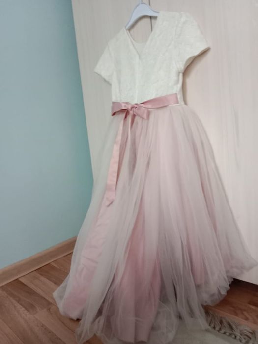 Платье праздничное, нарядные