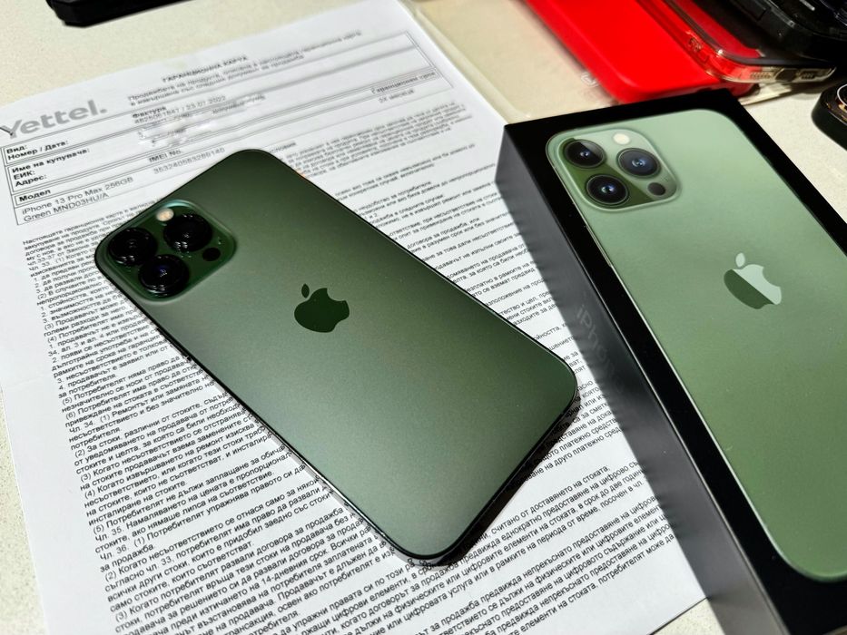 iPhone 13 Pro Max Green 256GB с остатъчна гаранция!