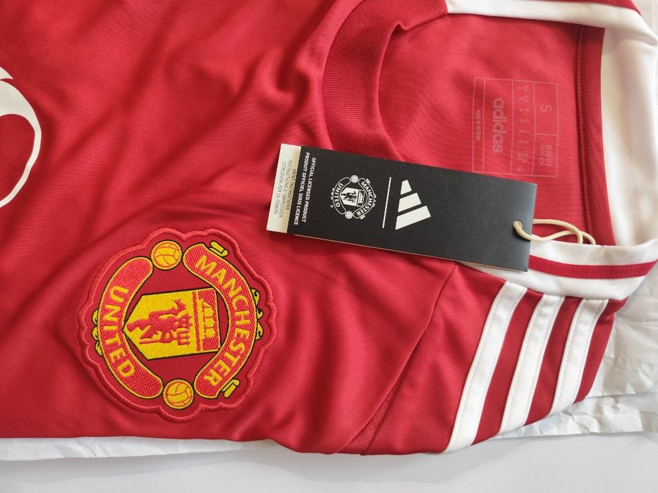 Оригинална тениска Manchester United 24/25 – Adidas - размер S
