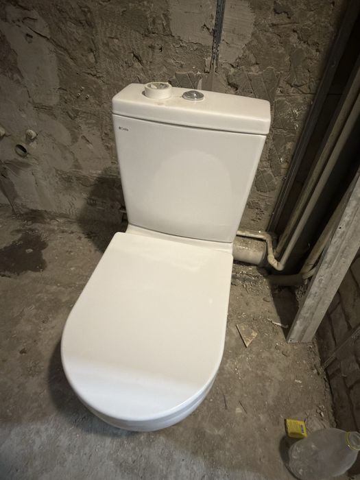 Срочно продам Унитаз