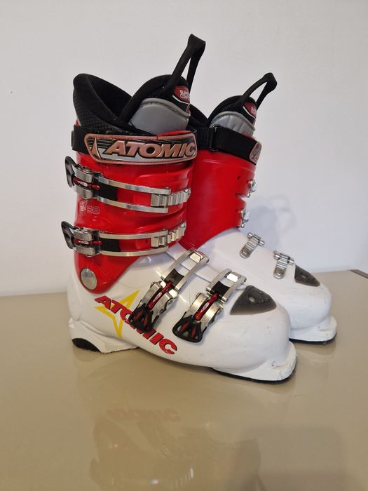 Clăpari  de schi Atomic