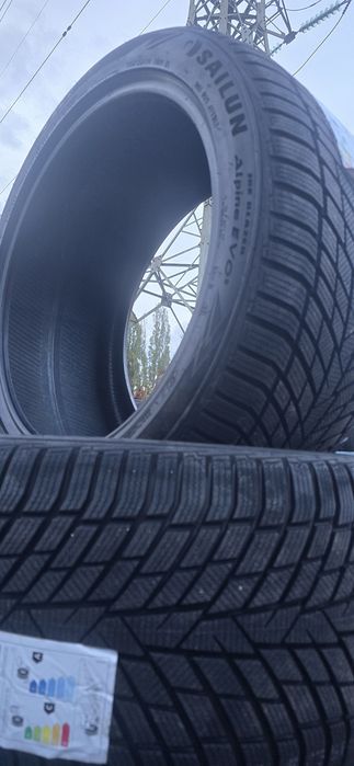 315 35 20 и 275 40 20 / 285 40 21  зимни гуми Sailun Evo2