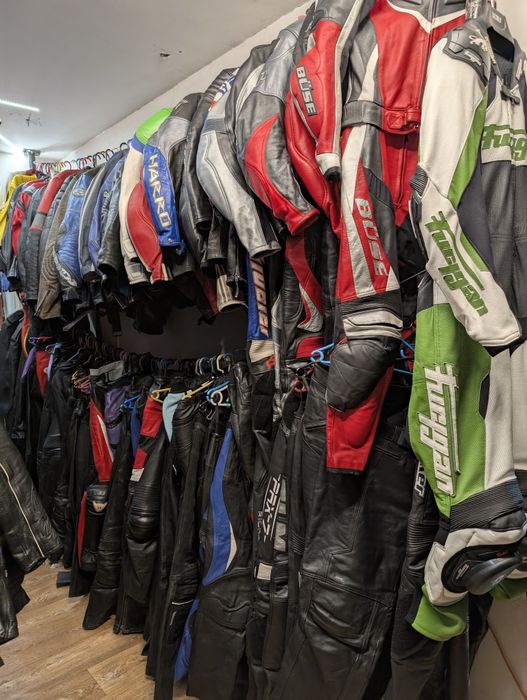 Мото екипировка нова и втора употреба-якета,панталони,екипи от текстил и кожа