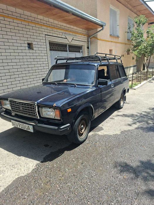 Jiguli VAZ 2104 sotiladi