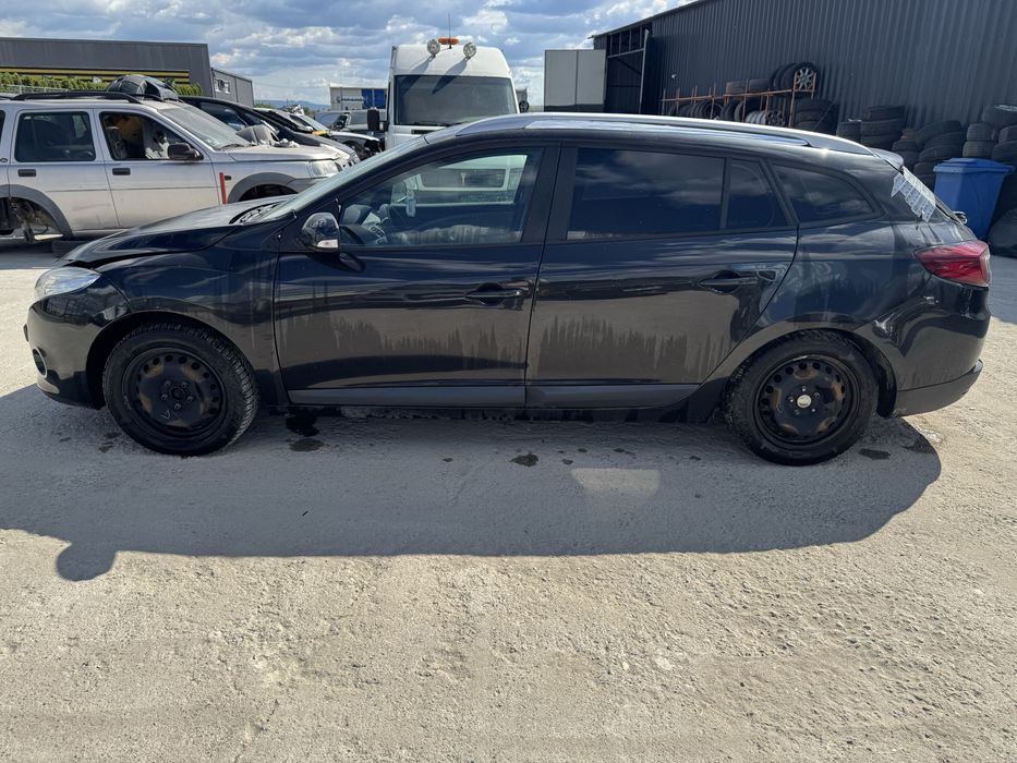 Dezmembrez Renault Megane 3 Combi 1.5 dCi 110CP Euro 5 Manual 6 trepte