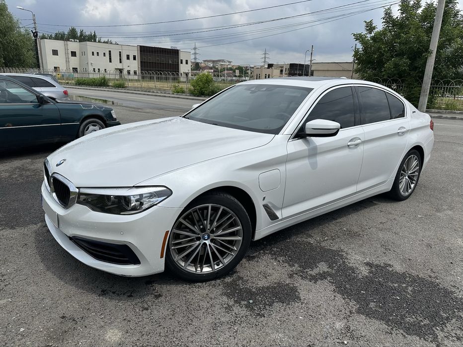BMW 5 Series 2019 — imagine 2