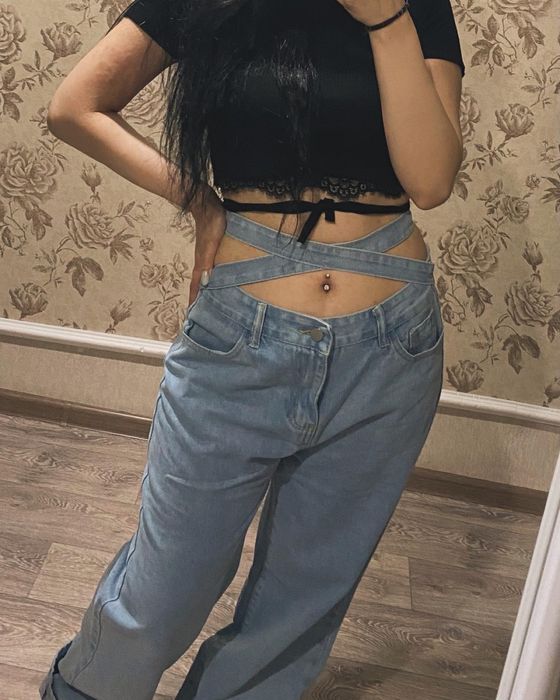 Джинсы женские