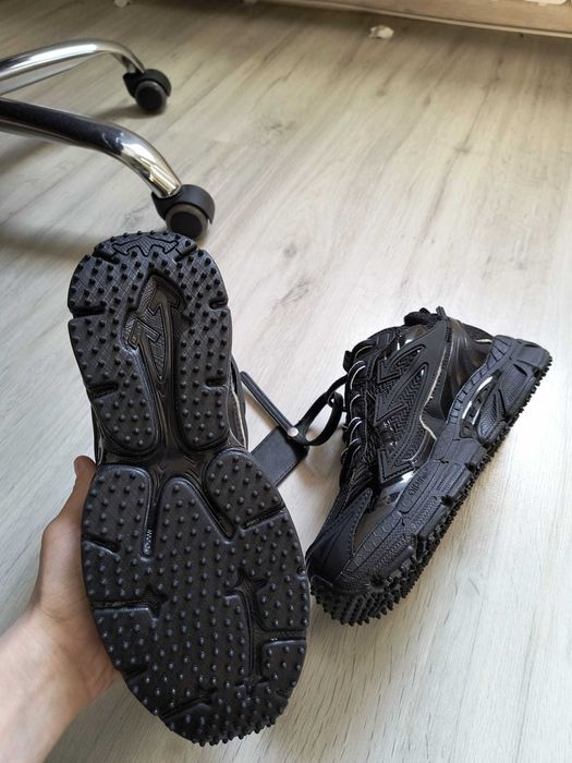 Off White Be Right Back negri