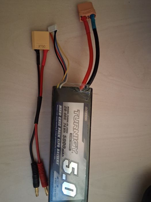 Acumulator Navomode.lipio 4 sl.puțin folosit.de 5000