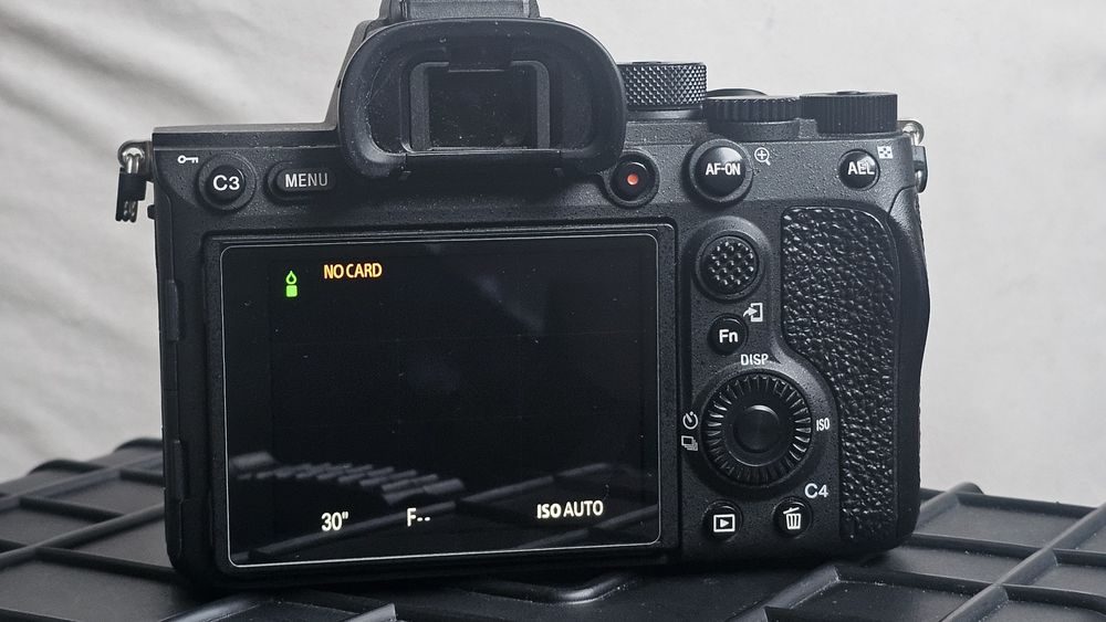 Продавам тяло Sony A7R IVa в отлично състояние