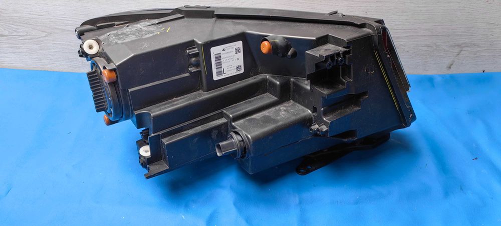 Ляв фар Jeep Compass Bi Xenon LED / Джип Компас Би Ксенон ЛЕД