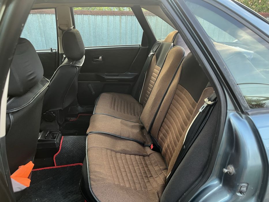 Продам машину AUDY 80 б3