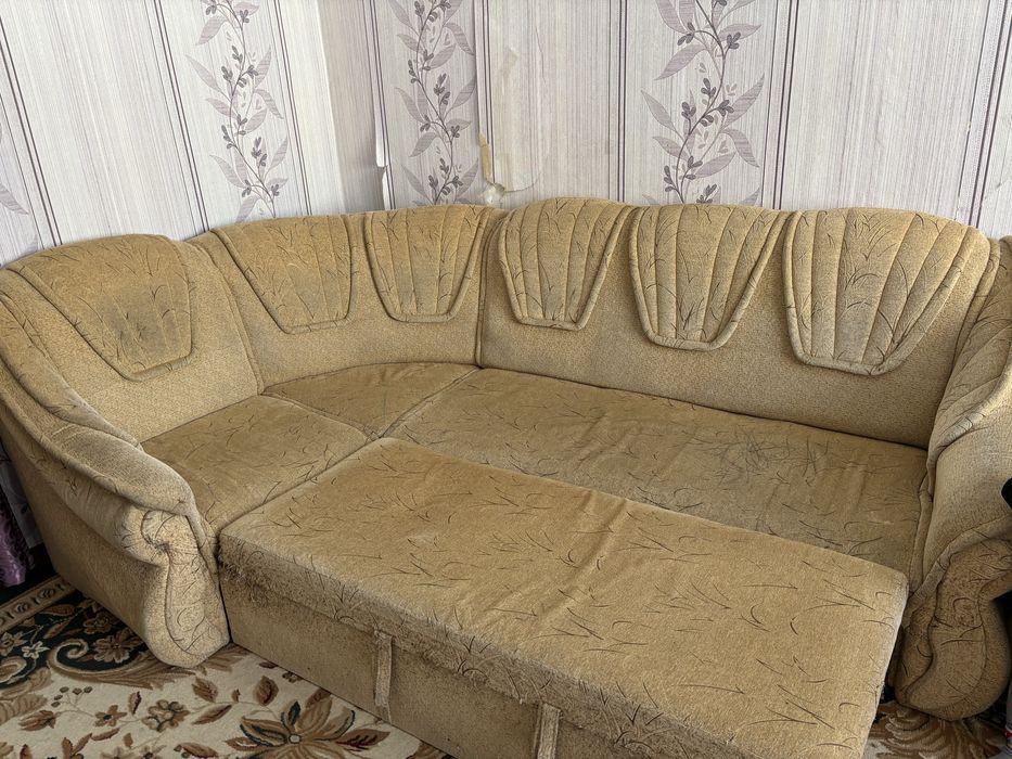 Отдам диван бесплатно