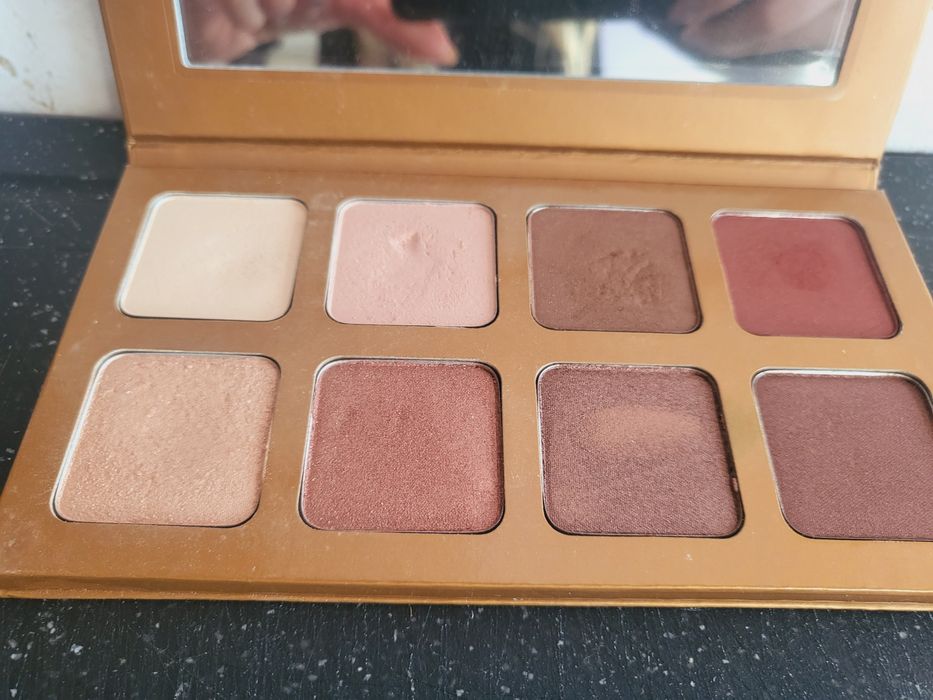 Палитра за грим на NLBEAUTY