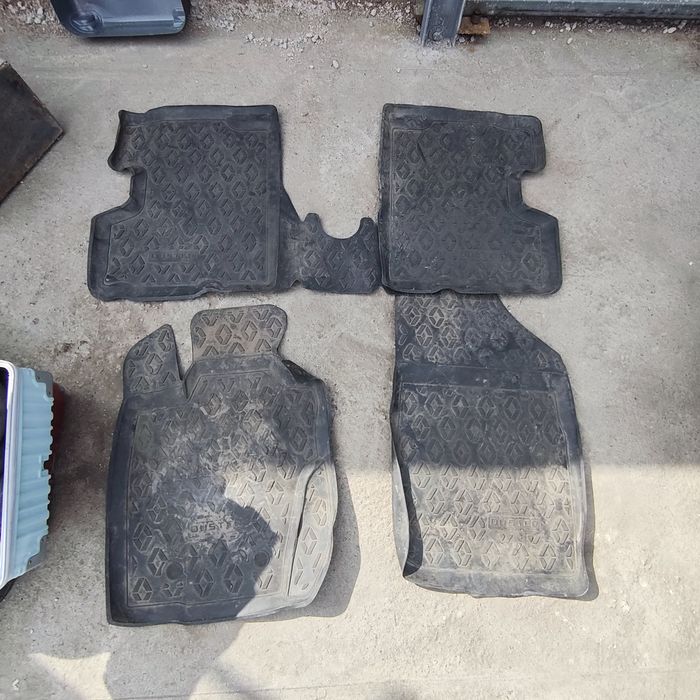 Полики Рено Дастер оригинал Renault Duster