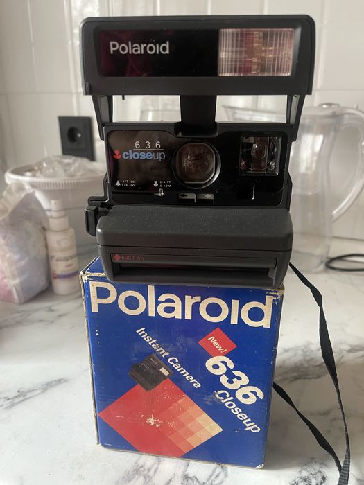 Продается Полароид.