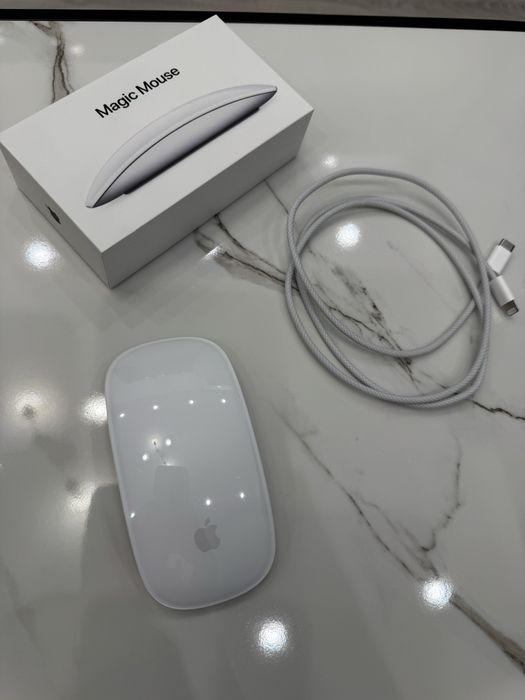 Беспроводная мышь Magic Mouse от Apple