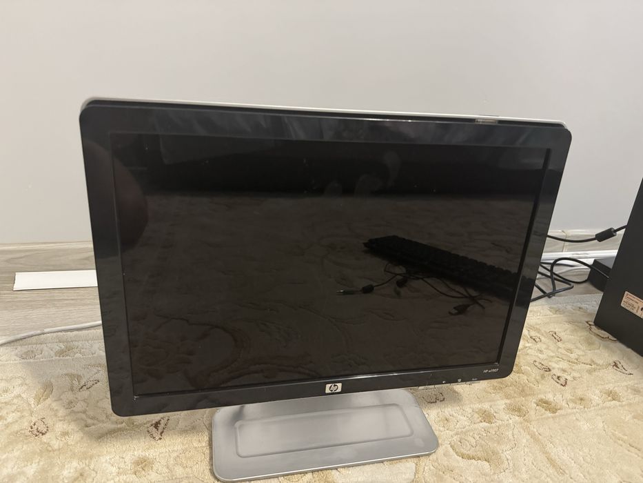 Продам монитор hp