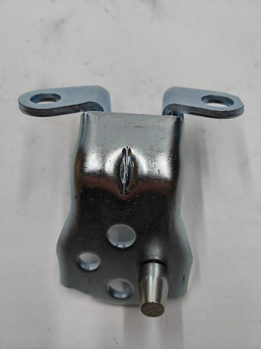 BYD Eshikning tepa petlyasi BYD верхняя петля двери