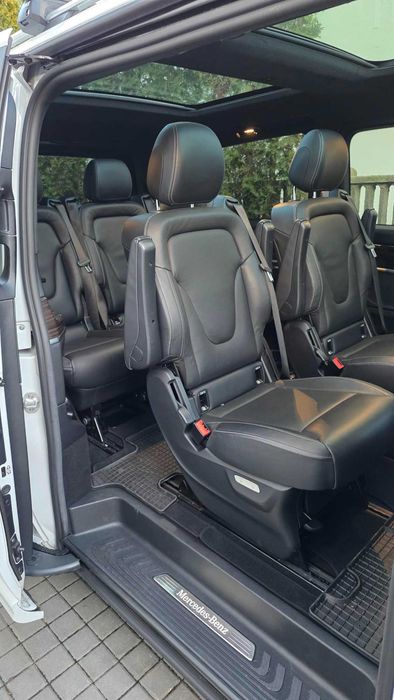 Închiriere microbuz van Mercedes V Class Exclusive 6+1 automat 4x4