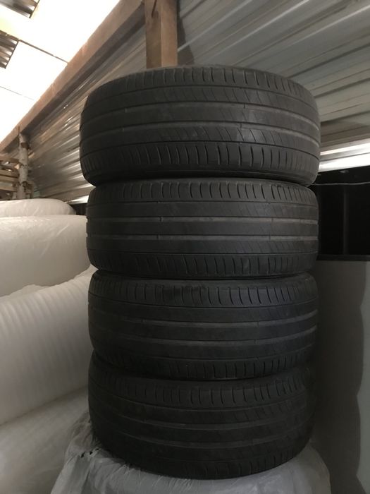 235/55/R17 235/55/17