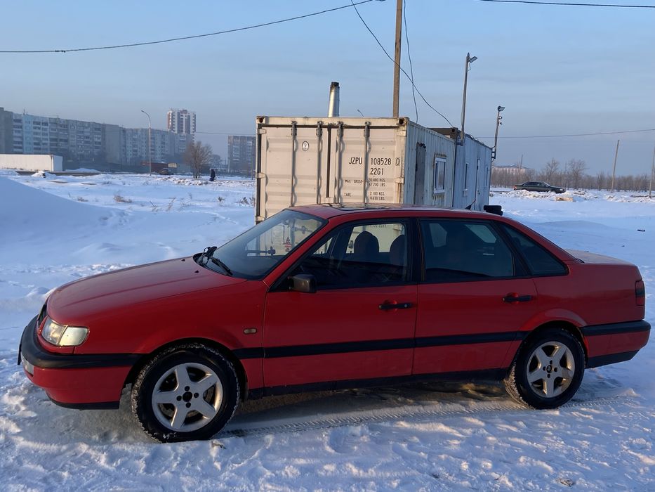Passat b4 1995 год 1.8 моно