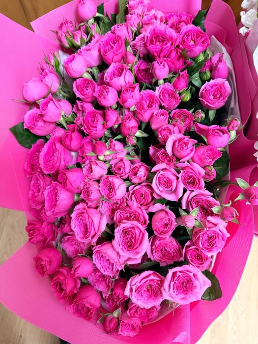 Продам кустовые цветы