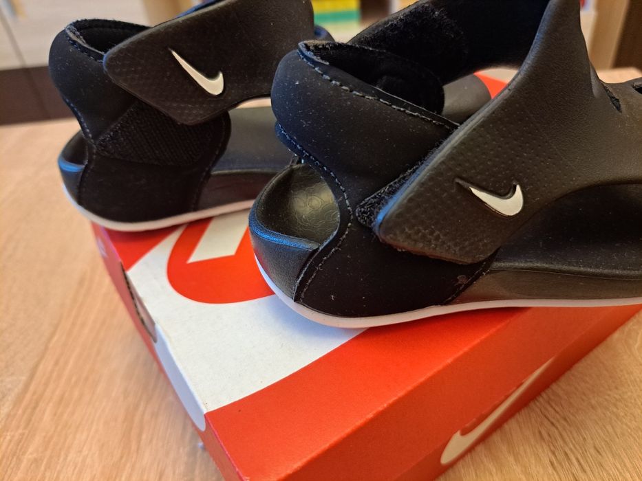 Детски сандали"Nike" в черно