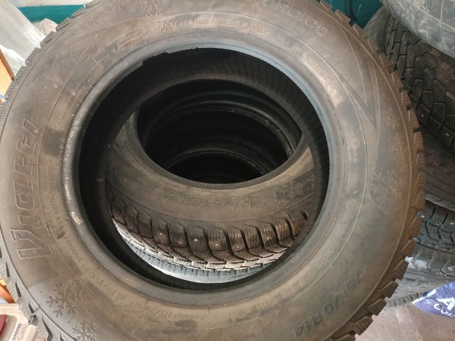 Зимние шины шипованые