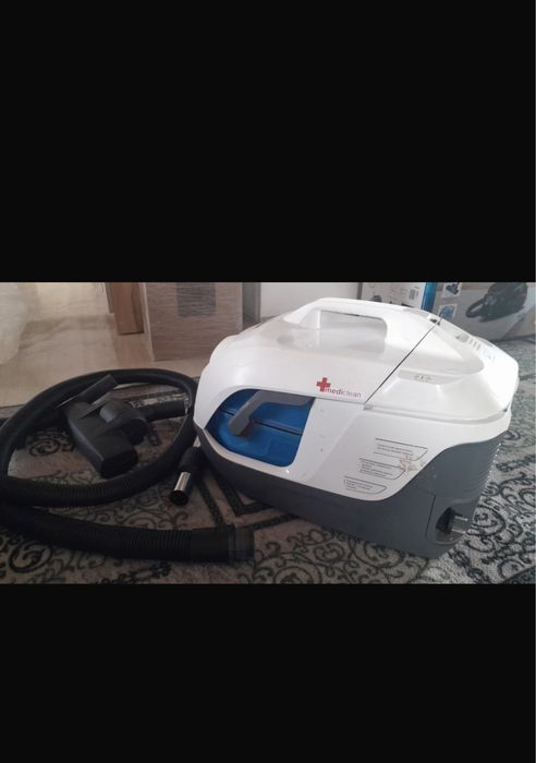 Продаю Пылесос Karcher