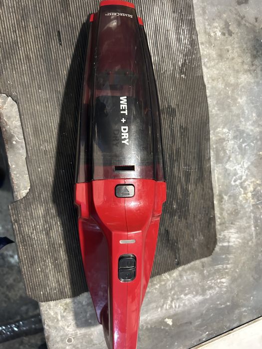 Vind aspirator auto SilerCrest cu acumulator!