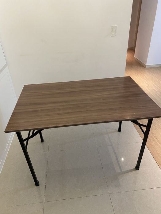 Раскладной стол коричневый