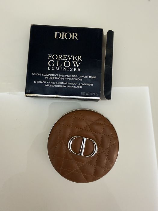 Dior хайлайтър Forever glow