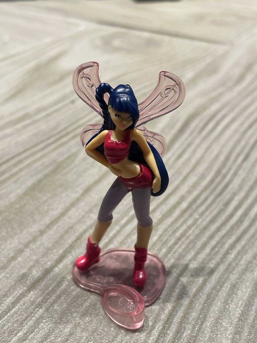 Игрушки Киндер Винкс 2012 // Kinder Winx Club 2012