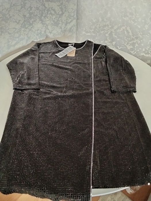 Продам женские вещи ,продам