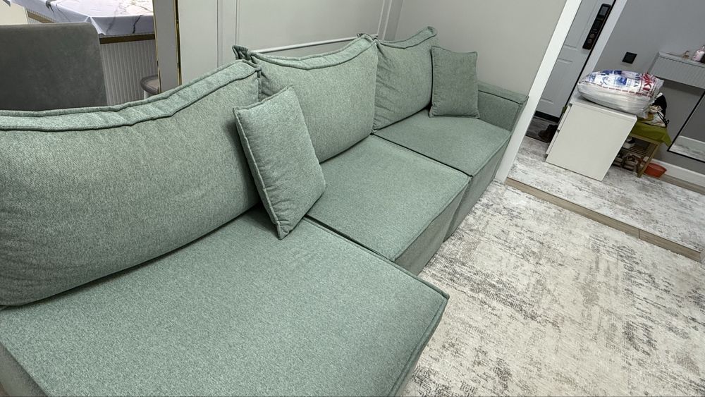 Продам модный диван, раскладной