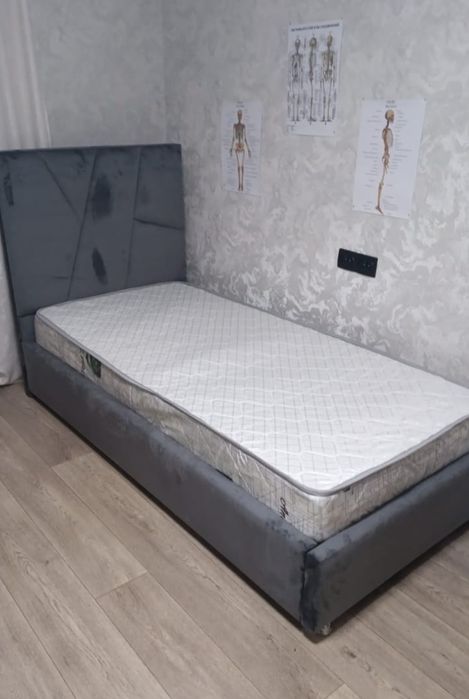 Кровать подростковая