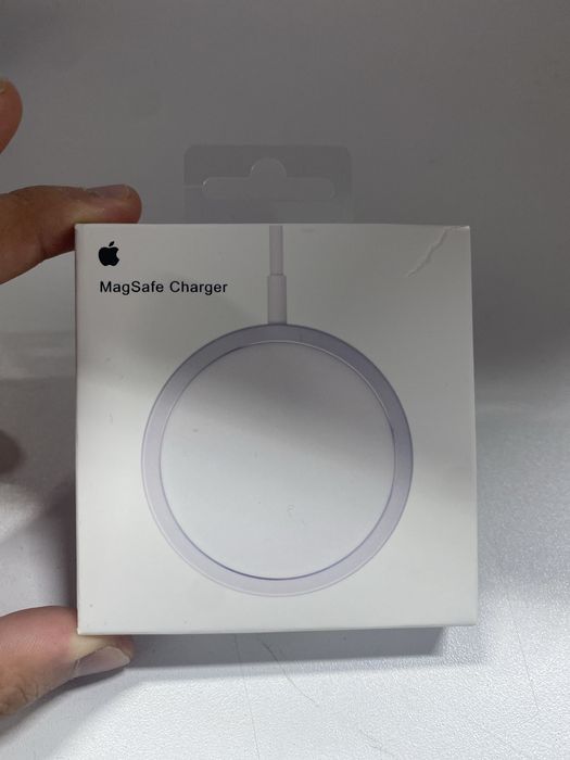 Зарядка для айфона