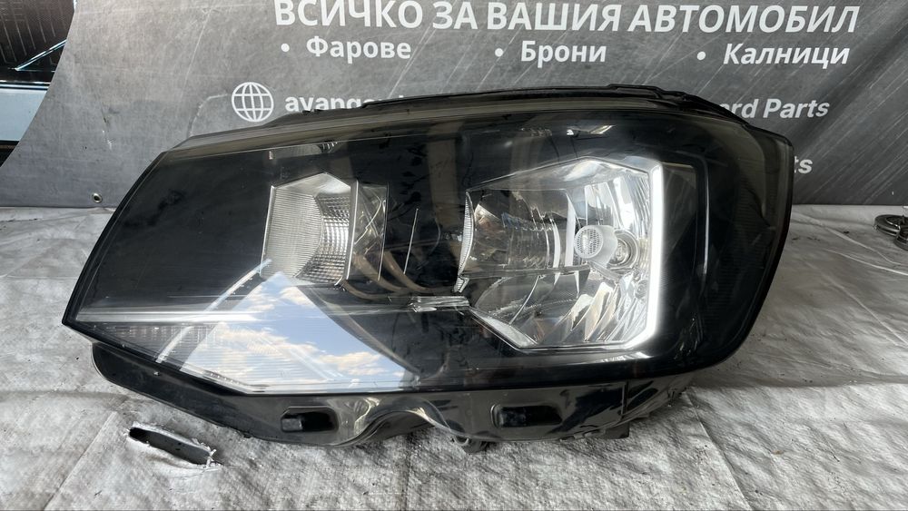 4 броя десен и 2 броя ляв фар VW Transporter T6 (2015-2024)