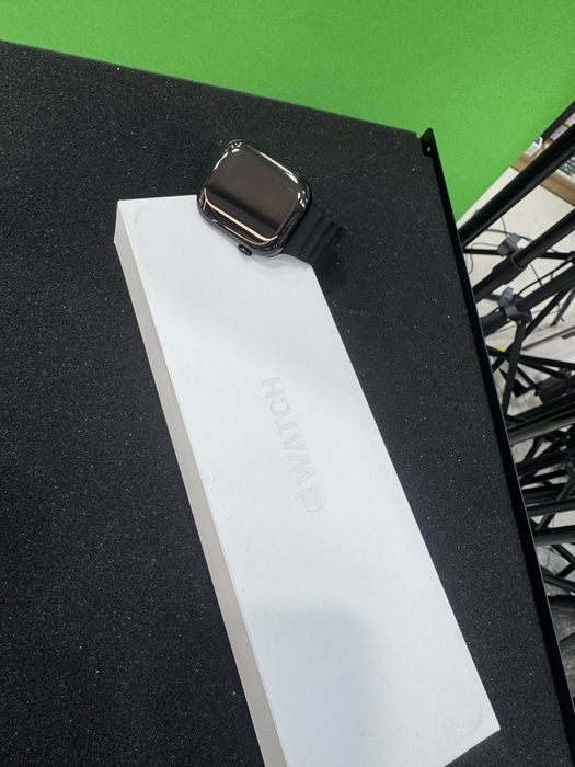 Apple watch 11.46 Jet Black