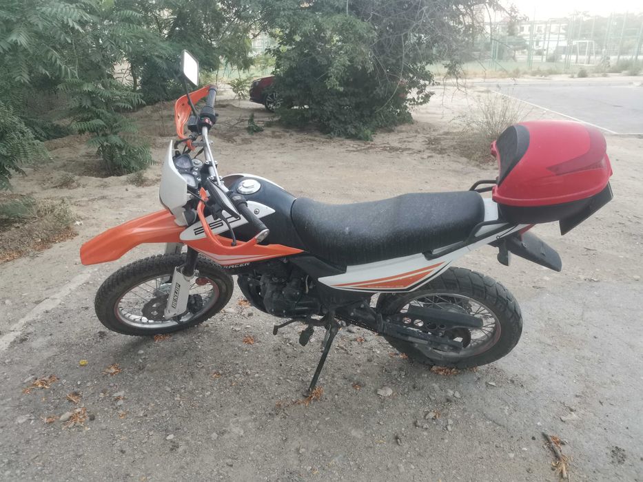 Мотоцикл эндуро 250см3. Срочно!