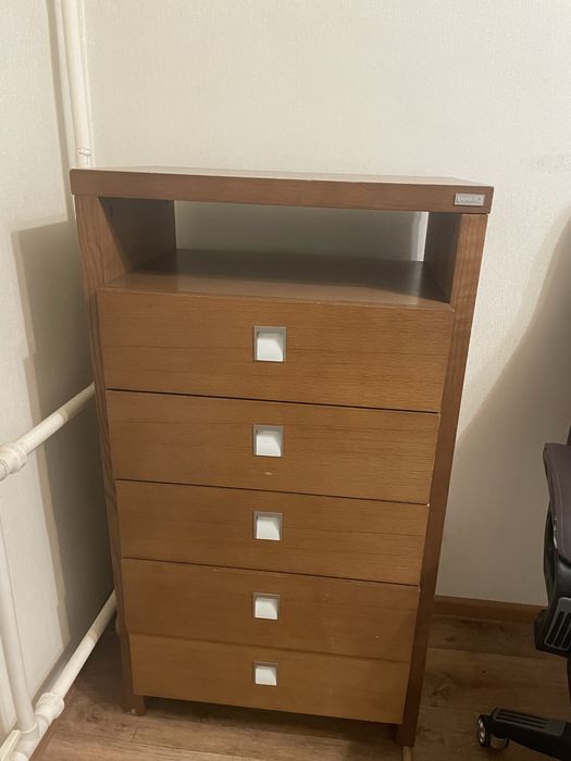 Продам тумбу в хорошем состояний