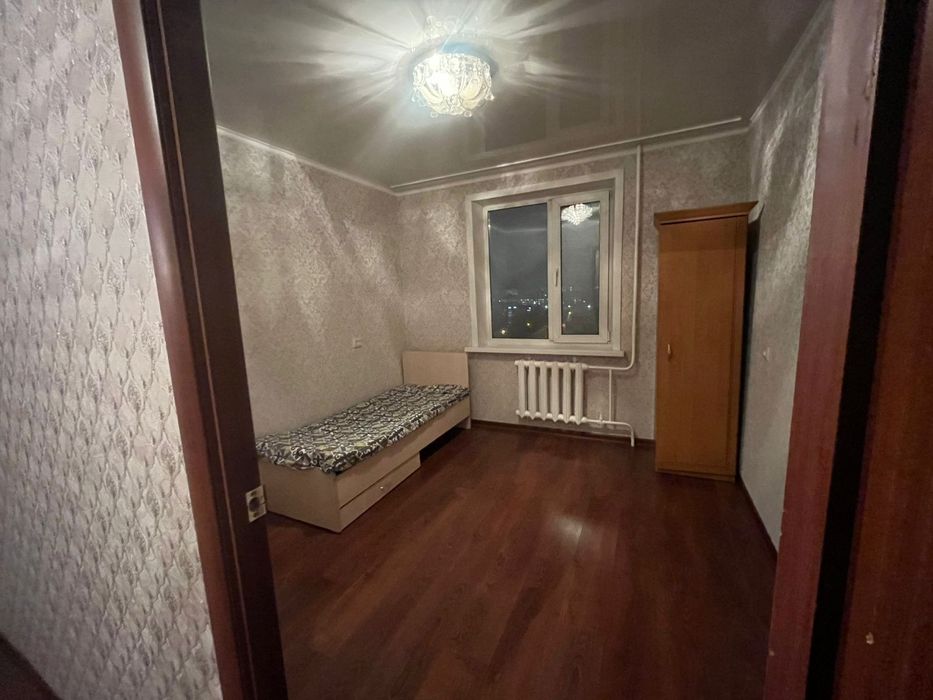 3 ком/8 Школа/150 000