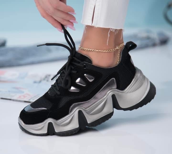 Adidasi sneakersi marime 38