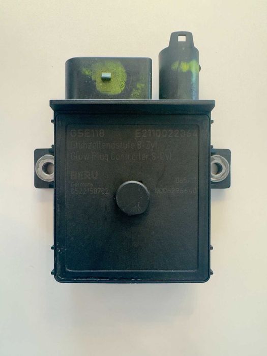 Реле за подгревни свещи Mercerdes CDI V8 Beru