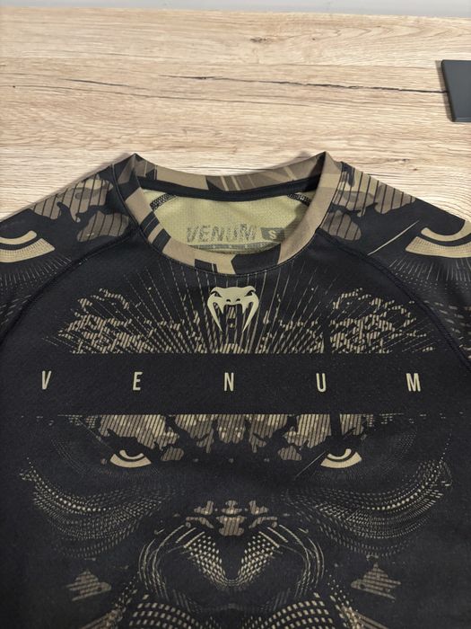 Venum Gorilla Jungle Rashguard S