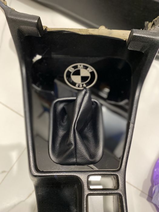 Полка кулисы кпп BMW E34